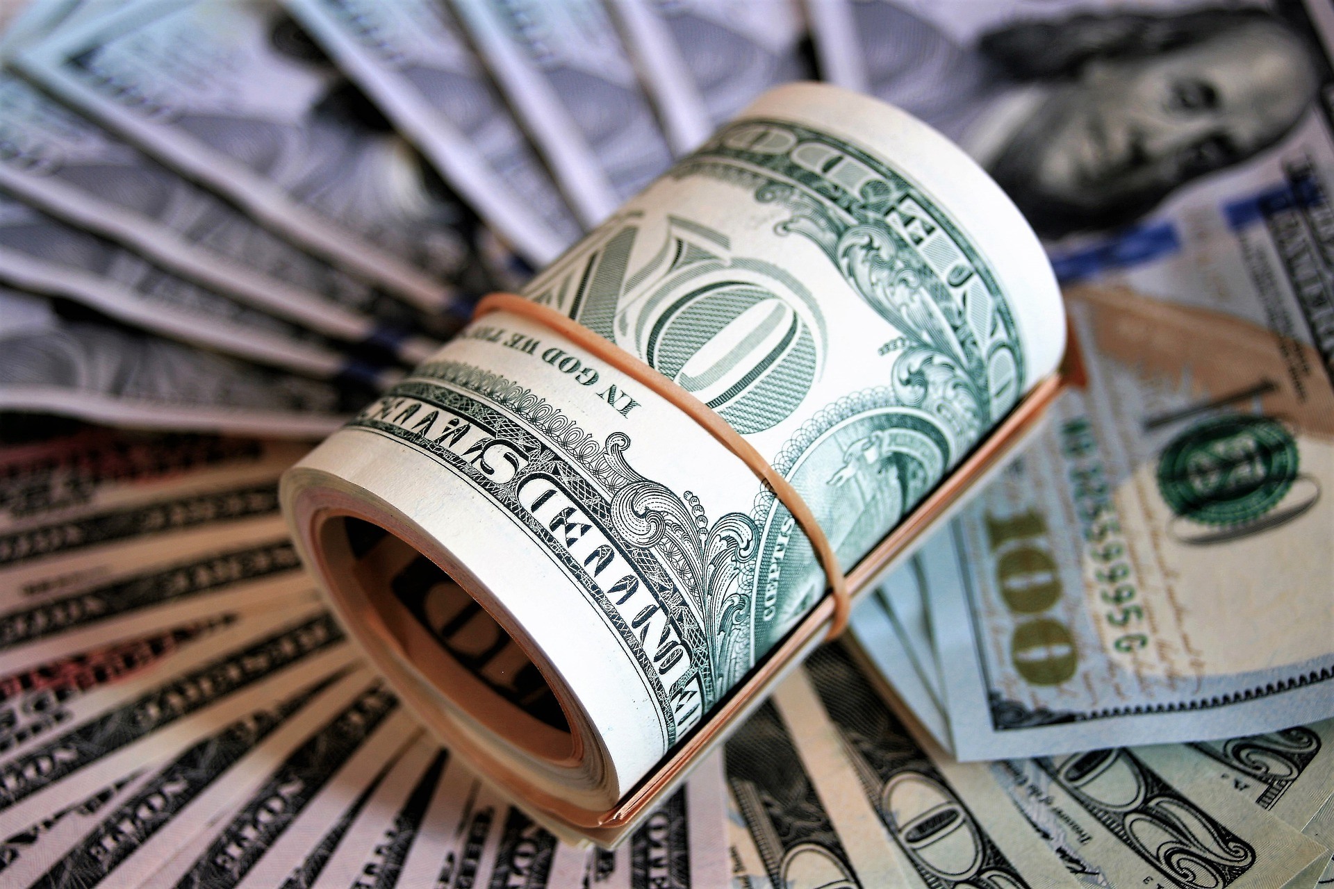 Ngân hàng tăng giá USD.
