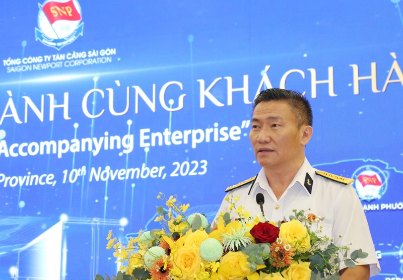 ong-bui-van-quy-pho-tong-giam-doc-tct-tan-cang-sai-gon-phat-bieu-khai-mac-7576.jpg