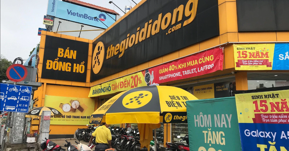 Chuỗi 8 tháng liên tiếp doanh thu Bách Hoá Xanh vượt Thế Giới Di Động bị cắt đứt