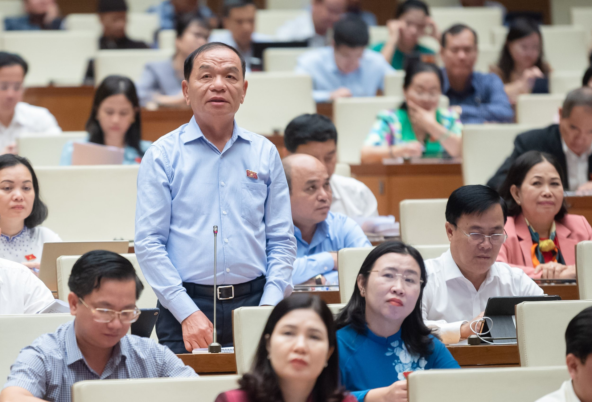 db-le-thanh-van-956.jpg