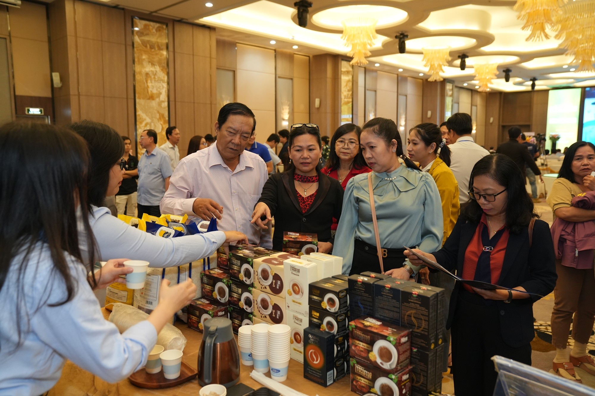 tham-quan-1698980914-9303.jpg