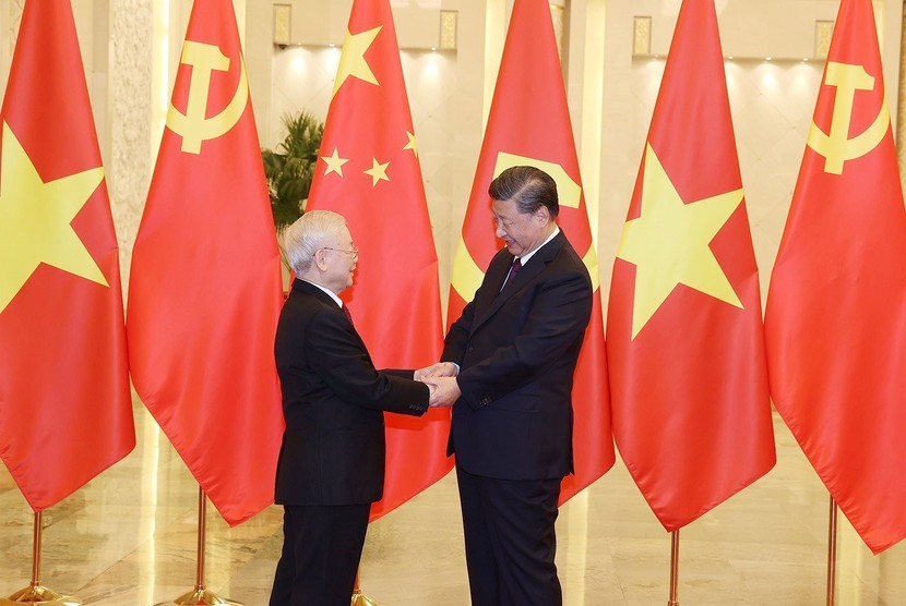 Tổng Bí thư Nguyễn Phú Trọng và Tổng Bí thư, Chủ tịch nước Trung Quốc Tập Cận Bình tại lễ đón Tổng Bí thư Nguyễn Phú Trọng thăm chính thức nước CHND Trung Hoa từ ngày 30/10-1/11/2022 - Ảnh: TTXVN
