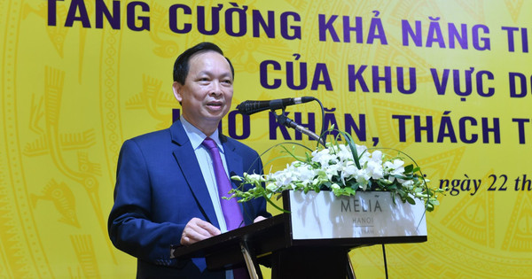 Phó Thống đốc Thường trực Đào Minh Tú: Các ngân hàng đang đứng giữa 'hai dòng nước'