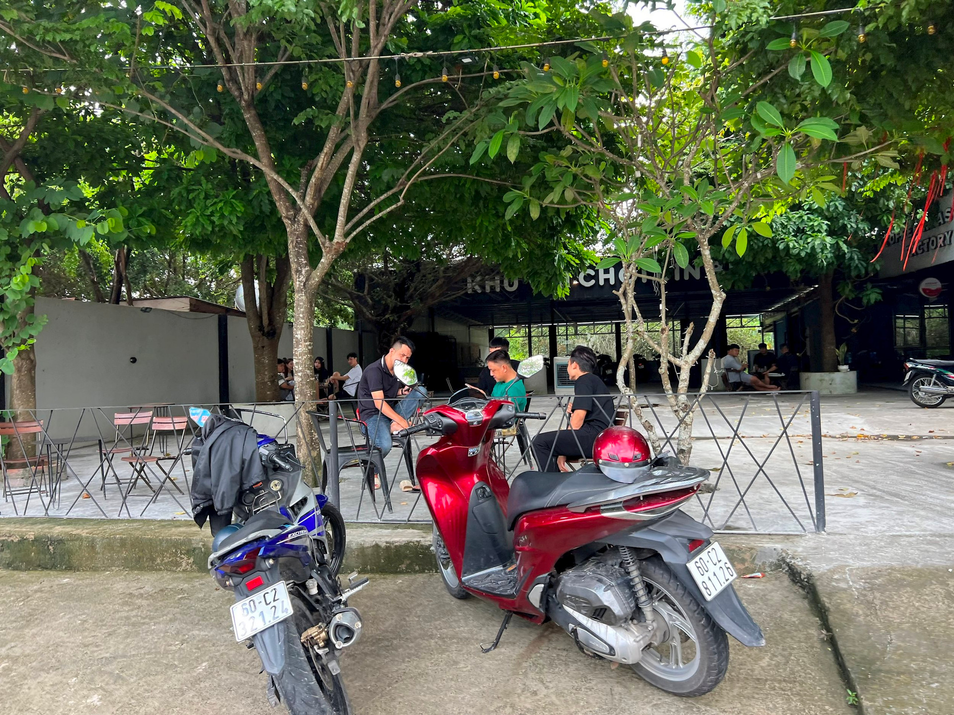 Chuyện bi hài: Nguồn cung quá tải, môi giới bất động sản không muốn nghe cuộc gọi của chủ đất