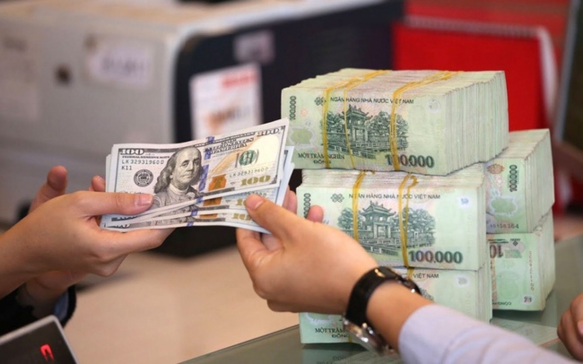 Tỷ giá USD/VND tiếp tục lập đỉnh mới.