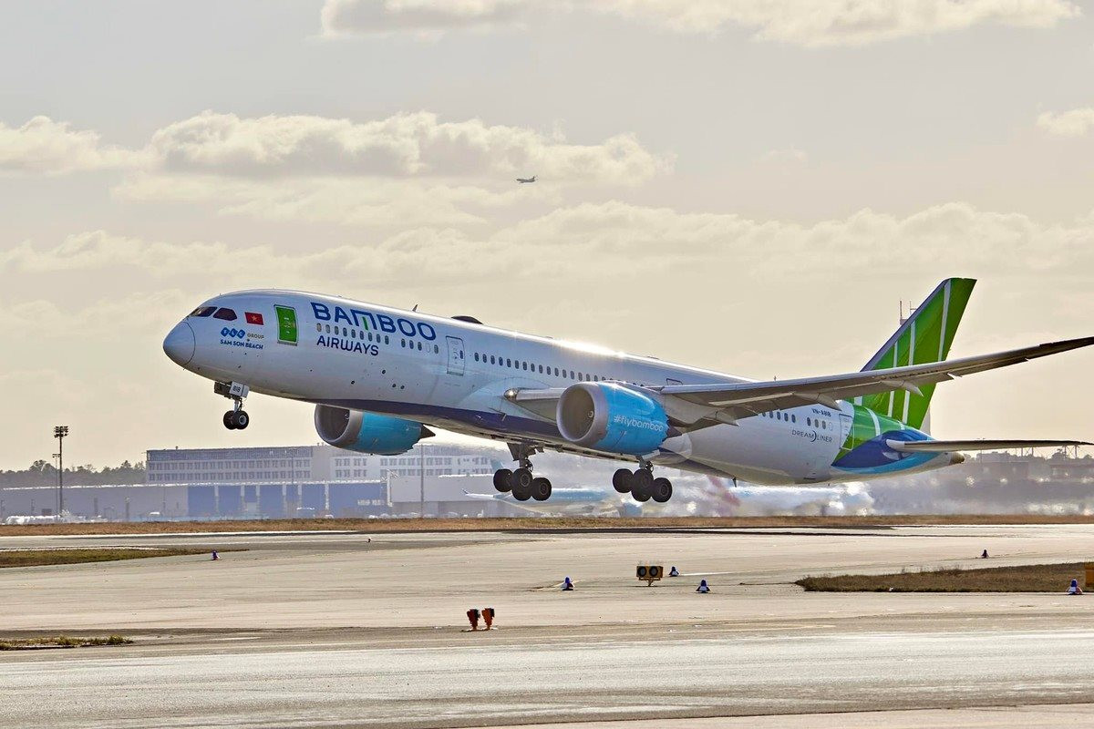 Bamboo Airways đang tiến hành tái cấu trúc mạnh mẽ mạng lưới đường bay, đội bay và nguồn nhân lực - Ảnh minh hoạ