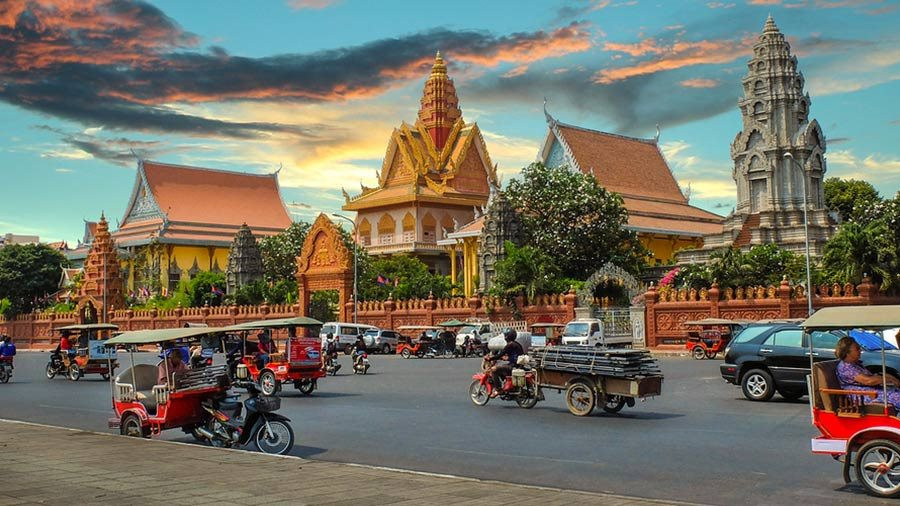Đón lượng du khách tăng 250%, láng giềng Việt Nam vẫn mong ngóng khách Trung Quốc