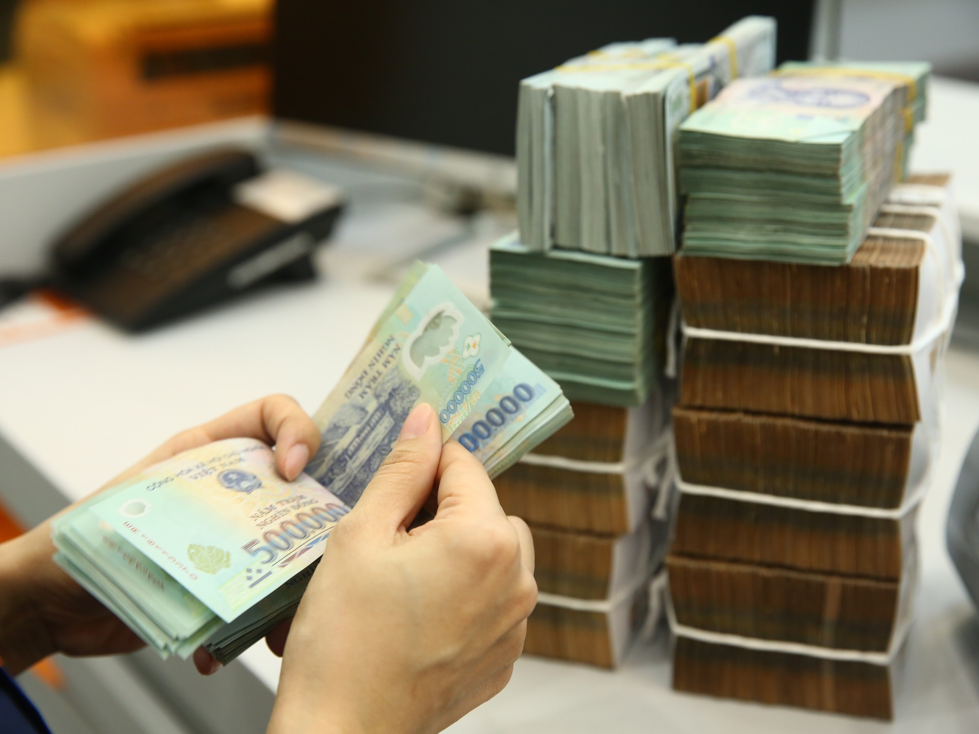 Tăng trưởng tín dụng vẫn đang ở mức thấp so với cùng kỳ.