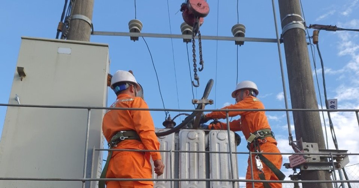 Sửa chữa bảo dưỡng lưới điện (Ảnh minh hoạ)
