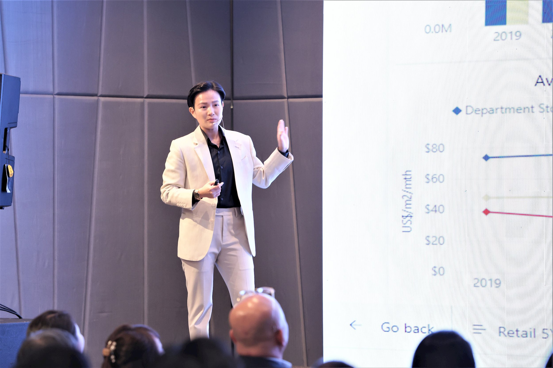 ba-giang-huynh-pho-giam-doc-bo-phan-nghien-cuu-s22m-savills-tphcm-nguonsavills-viet-nam-8698.jpg