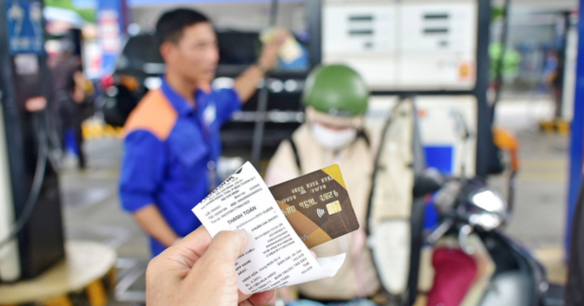Cuối 2023 mới có gần 18% cây xăng bán lẻ trên cả nước thực hiện xuất hoá đơn từng lần, chủ yếu của Petrolimex, Saigon Petro (Ảnh minh hoạ)