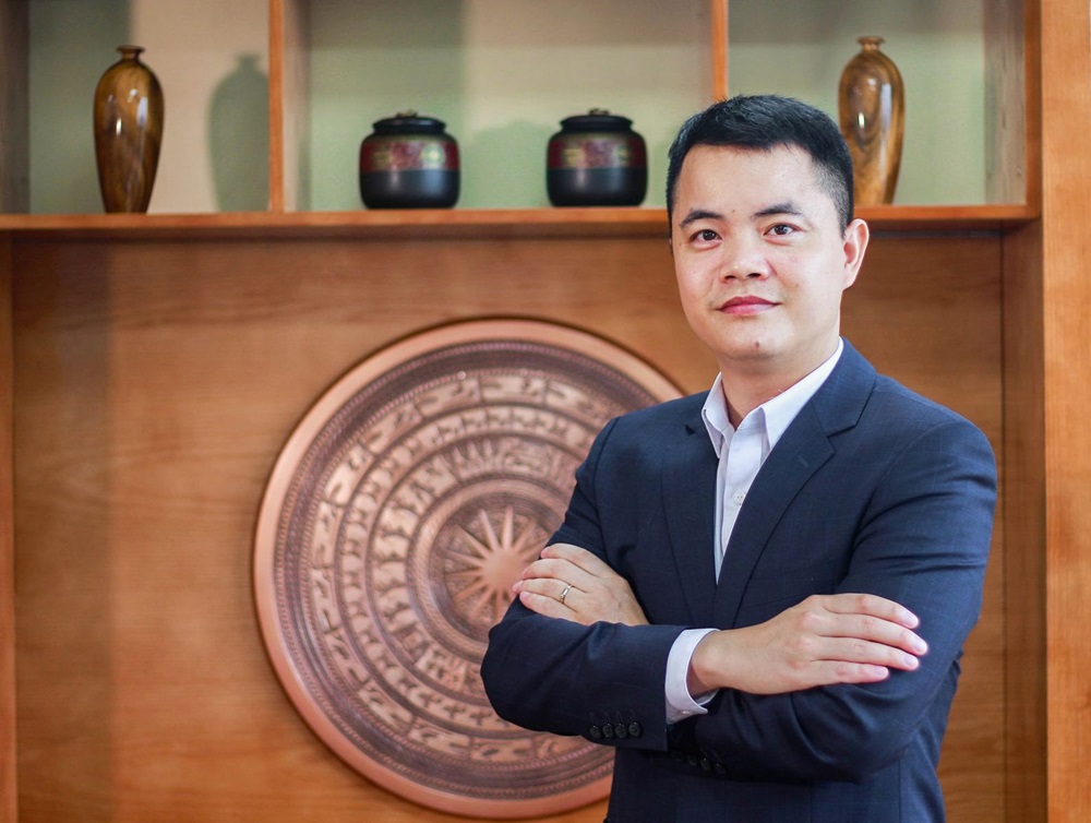 Ông Đặng Trần Phục, Chủ tịch AzFin