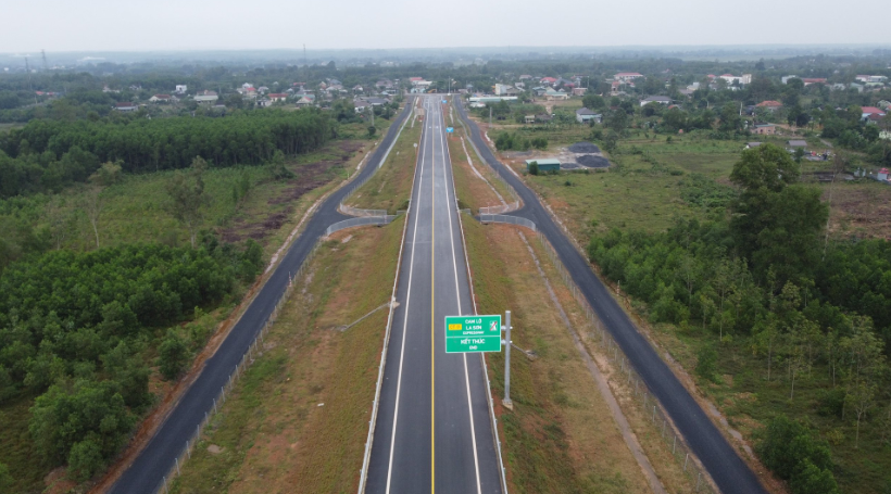 Tuyến cao tốc Cam Lộ - La Sơn. Ảnh: Int