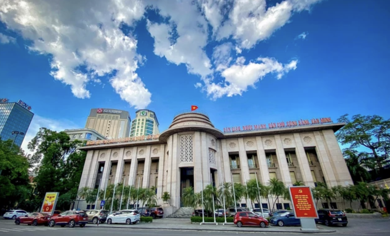 Dragon Capital: Phát hành tín phiếu là cần thiết, chứng khoán vẫn tích cực trong dài hạn