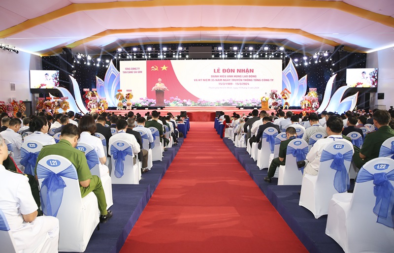 Quang cảnh buổi lễ