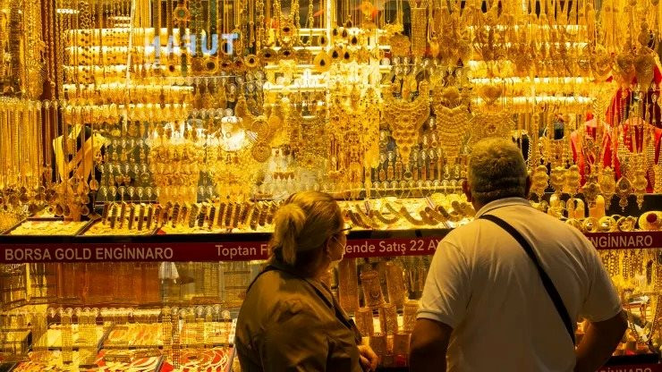 Giá vàng vừa chạm đỉnh nhưng "cơn điên" sẽ chưa dừng lại vì lý do này