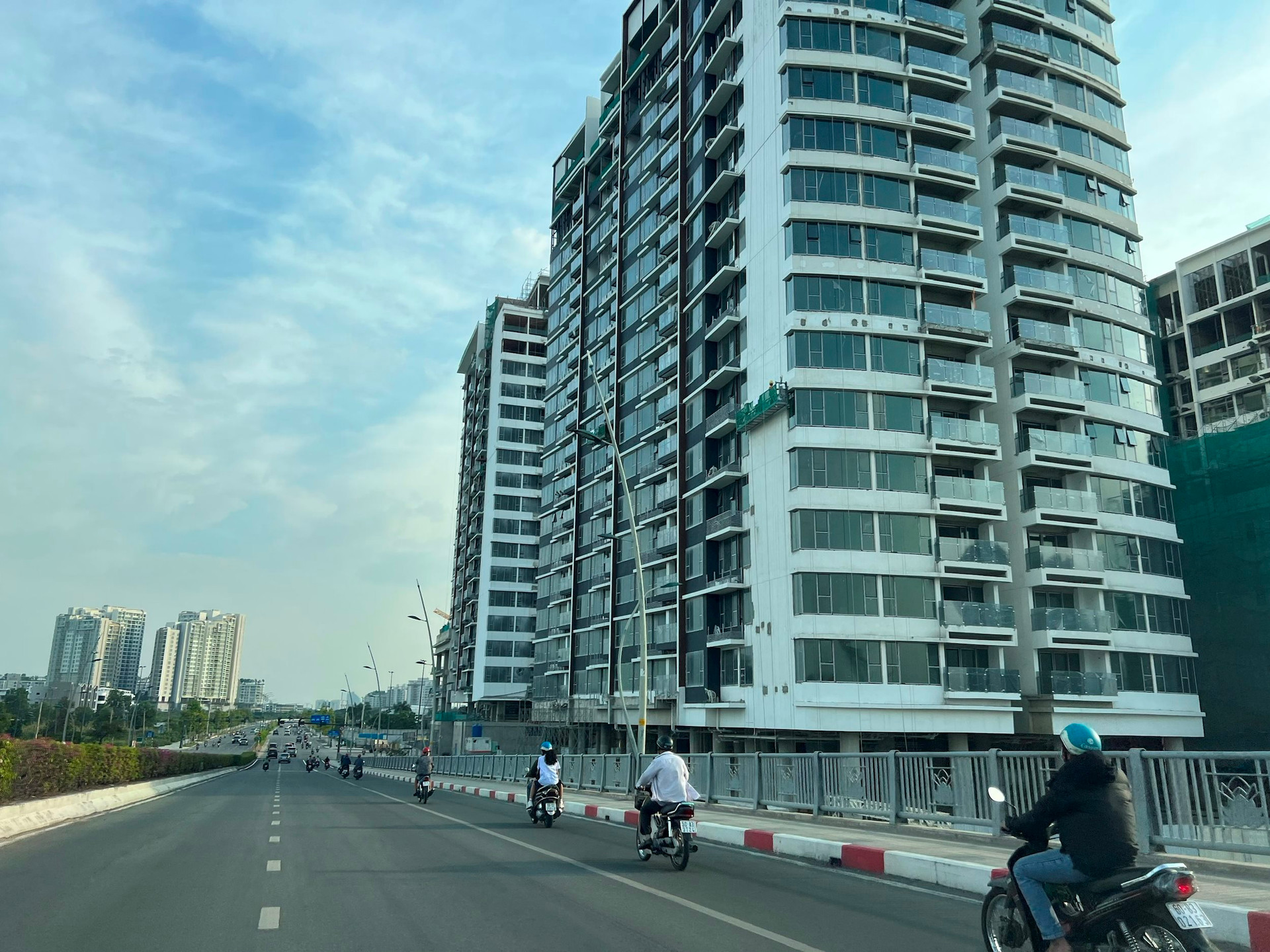Vì đâu cả 3 tháng Tp.HCM chỉ duy nhất 1 dự án nhà ở được chấp thuận chủ trương đầu tư?