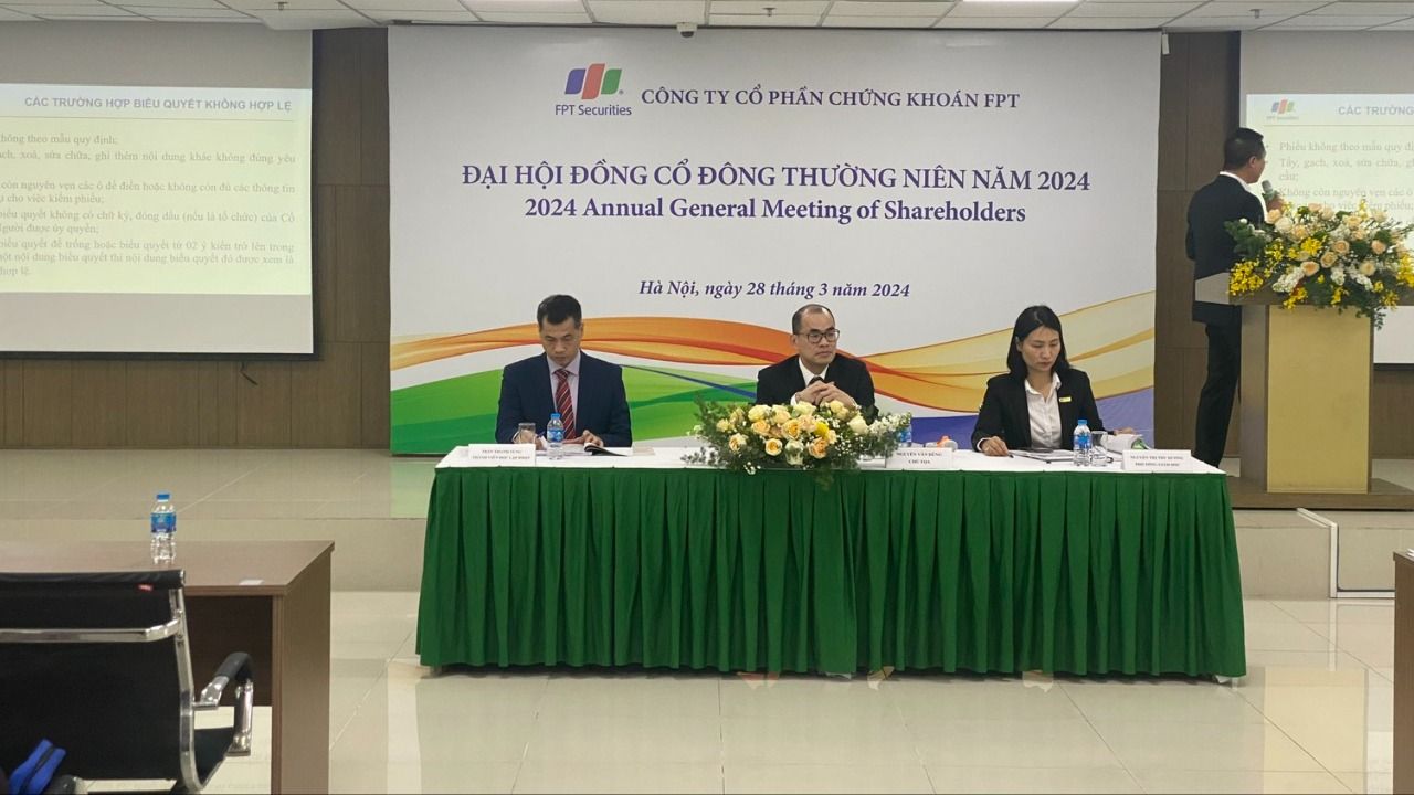ĐHĐCĐ FPTS: Giá cổ phiếu tăng mạnh nhờ kỳ vọng lớn của nhà đầu tư vào triển vọng thị trường chứng khoán