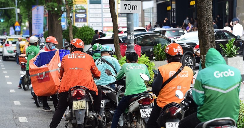 Đại biểu Quốc hội: Lao động xe công nghệ là đối tượng cần tham gia bảo hiểm xã hội bắt buộc theo tinh thần của Nghị quyết 28 (ảnh minh họa)