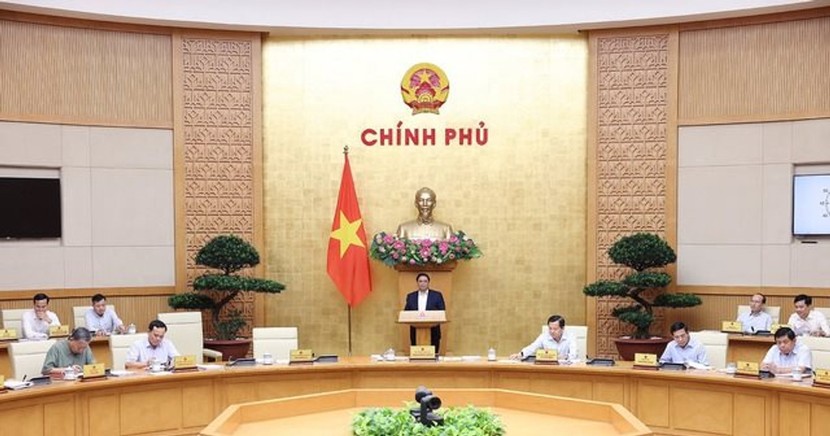 Thủ tướng Chính phủ chỉ đạo phiên họp thường kỳ tháng 4/2024. Ảnh VGP