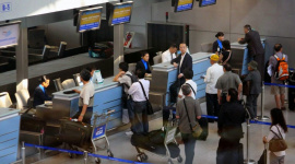 Lại "nóng" giá vé máy bay dịp Tết Nguyên đán 2024