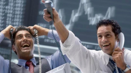 Phiên 1/10: Khối ngoại đảo chiều mua mạnh, tung hơn 1.000 tỷ "gom" 4 mã