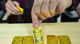 Vàng miếng SJC tiếp tục neo ở mốc 87,1 triệu đồng mỗi lượng