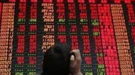 Thị trường rực lửa, VN-Index rơi sát về mốc 1.260 điểm