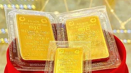 Giá vàng miếng bất ngờ giảm sâu, mất mốc 90 triệu đồng/lượng