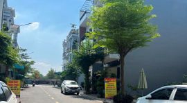 Bảng giá đất mới tại Tp.HCM đẩy chi phí sử dụng đất tăng cao: Giá bất động sản "leo thang"?