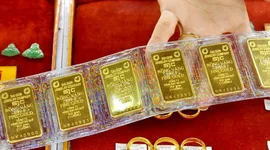 Giá vàng lập đỉnh cao nhất mọi thời đại
