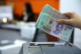 Big 4 tiếp tục hạ lãi suất huy động, lãi suất đã về vùng đáy?
