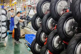 Phân tích những yếu tố giúp kinh tế Trung Quốc tăng trưởng vượt mọi kỳ vọng
