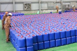 Hóa chất Đức Giang báo lãi giảm, lượng tiền mặt gấp gần 10 lần nợ vay