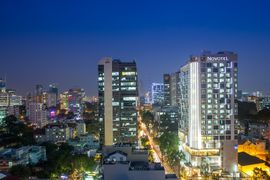 Lần đầu công bố kết quả kinh doanh, chủ Khách sạn Novotel Saigon Centre báo lỗ gần 370 tỷ đồng