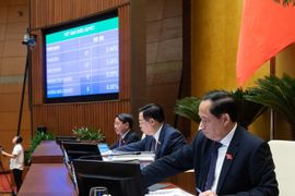 Quốc hội chốt bội chi ngân sách nhà nước năm 2024 là gần 400.000 tỷ đồng