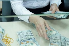 Tỷ giá trung tâm giảm phiên thứ 3 liên tiếp trong tuần