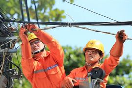 Giá điện tăng 4,5% giúp doanh thu của EVN tăng thêm 3.200 tỷ đồng trong năm 2023