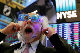 Bật tăng 8,9% trong 1 tháng, S&P 500 khiến phe hoài nghi Phố Wall ngỡ ngàng