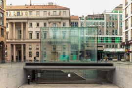 Apple có thể phải ngừng bán một số mẫu đồng hồ thông minh