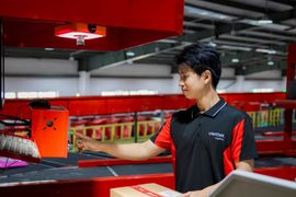 Gần 122 triệu cổ phiếu Viettel Post được chấp thuận niêm yết trên HOSE