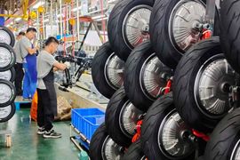 Trung Quốc công bố khoảng 9.600 dự án sử dụng vốn từ nguồn phát hành trái phiếu 1.000 tỷ Nhân dân tệ để hỗ trợ tăng trưởng kinh tế
