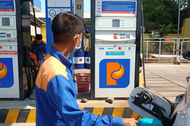 Doanh nghiệp xăng dầu xin chưa xuất hoá đơn điện tử từng lần