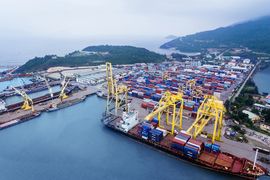 Lý do Fitch Ratings nâng hạng tín nhiệm Việt Nam lên BB+