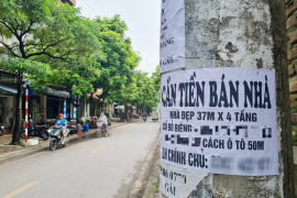 Chủ nhà liên tục rao bán gấp nhà trong ngõ hơn trăm triệu đồng/m2 để trả nợ nhưng vẫn khẳng định: "Không thương lượng!"