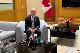 Đại sứ Canada tại Việt Nam: “Người Canada đang chờ đợi để ăn tôm, hạt điều của Việt Nam”