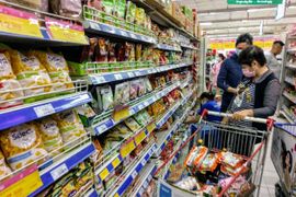 CPI tháng 8 bật tăng 2,96% so với cùng kỳ năm trước