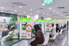 Vietcombank và Agribank giảm mạnh lãi suất huy động, kỳ vọng lãi suất cho vay giảm nhanh hơn
