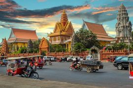 Đón lượng du khách tăng 250%, láng giềng Việt Nam vẫn mong ngóng khách Trung Quốc