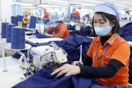 Lợi nhuận năm 2023 đi lùi, triển vọng phục hồi của doanh nghiệp dệt may có cửa sáng?